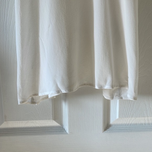 Chaser SILK basics white strappy scoop neck cami - Picture 3 of 6